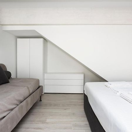 Appartement Nest For 2 In Milan Fashion District Via S Cecilia Extérieur photo